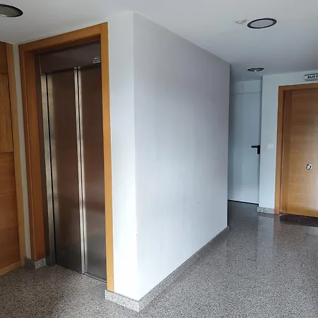 Un Rincón Con Vistas A La Ría, Playa Y Parking. Apartamento Ribeira