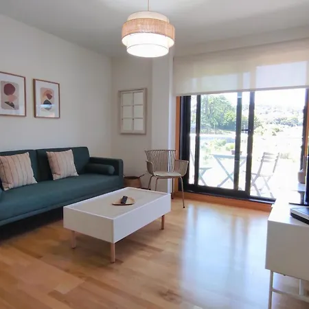 Un Rincón Con Vistas A La Ría, Playa Y Parking.