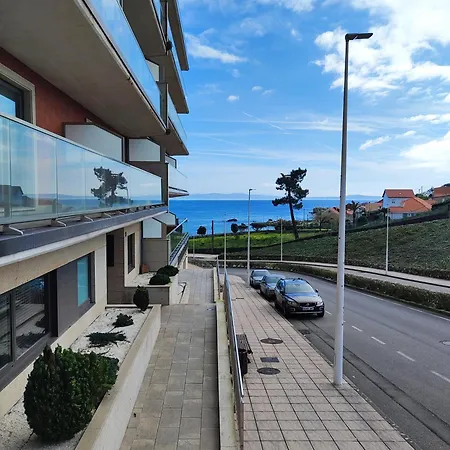 Apartamento Un Rincón Con Vistas A La Ría, Playa Y Parking. *