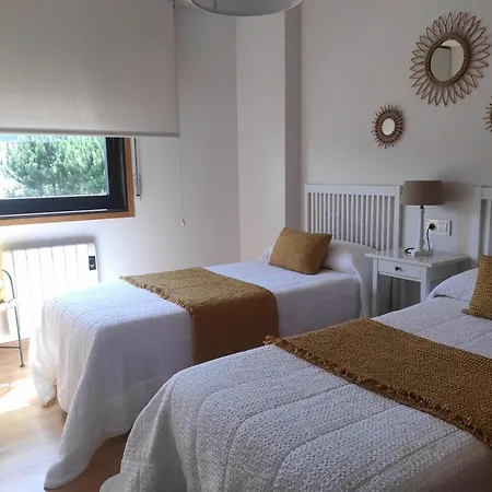 Un Rincón Con Vistas A La Ría, Playa Y Parking. *