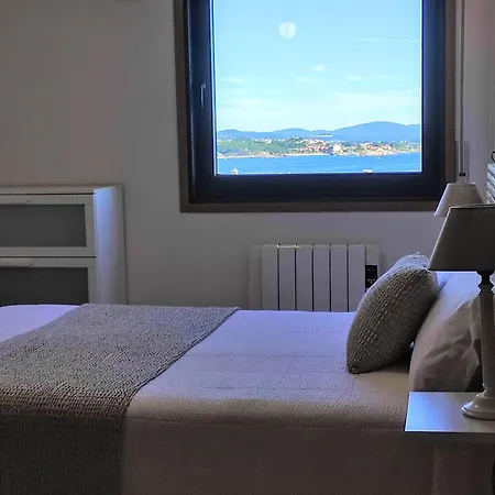 Un Rincón Con Vistas A La Ría, Playa Y Parking. Apartamento Ribeira