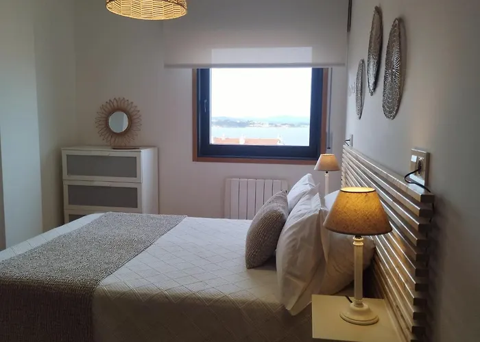 Un Rincon Con Vistas A La Ria, Playa Y Parking. * Ribeira